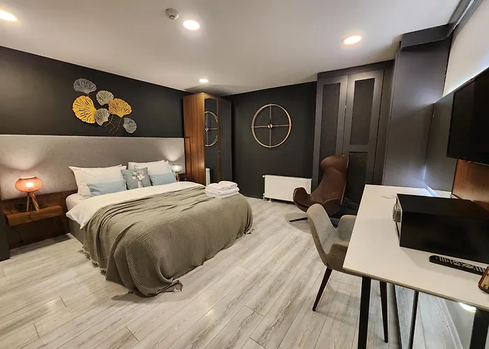 Taksim Landhouse Hotel