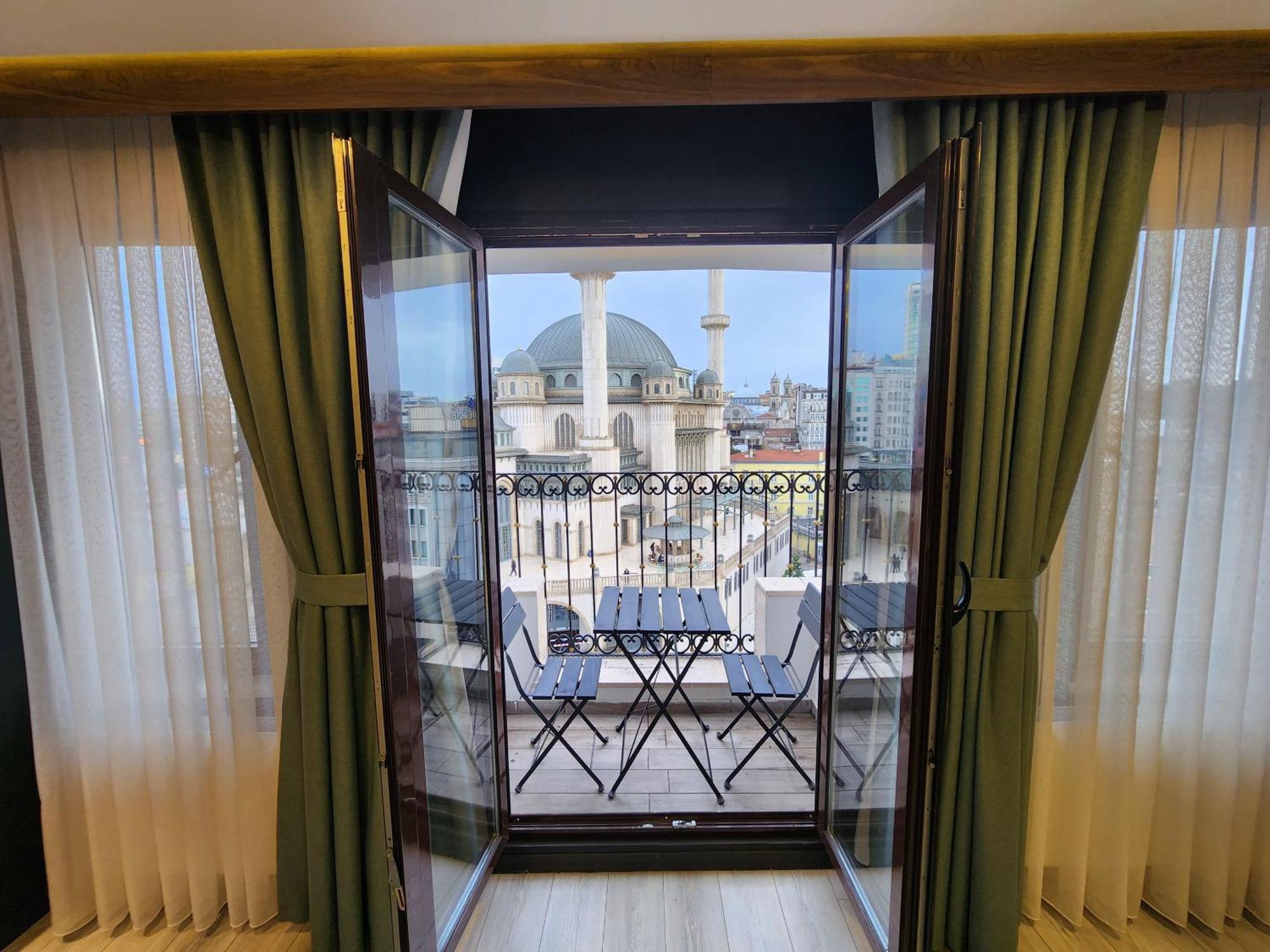 Hotel Taksim Landhouse Istanbul